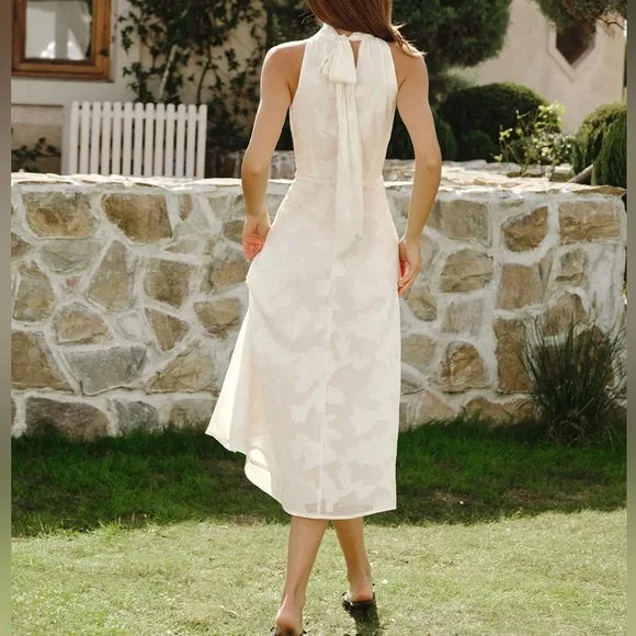 Rihoas Beige Halter Floral Midi Dresses - Picture 5 of 9